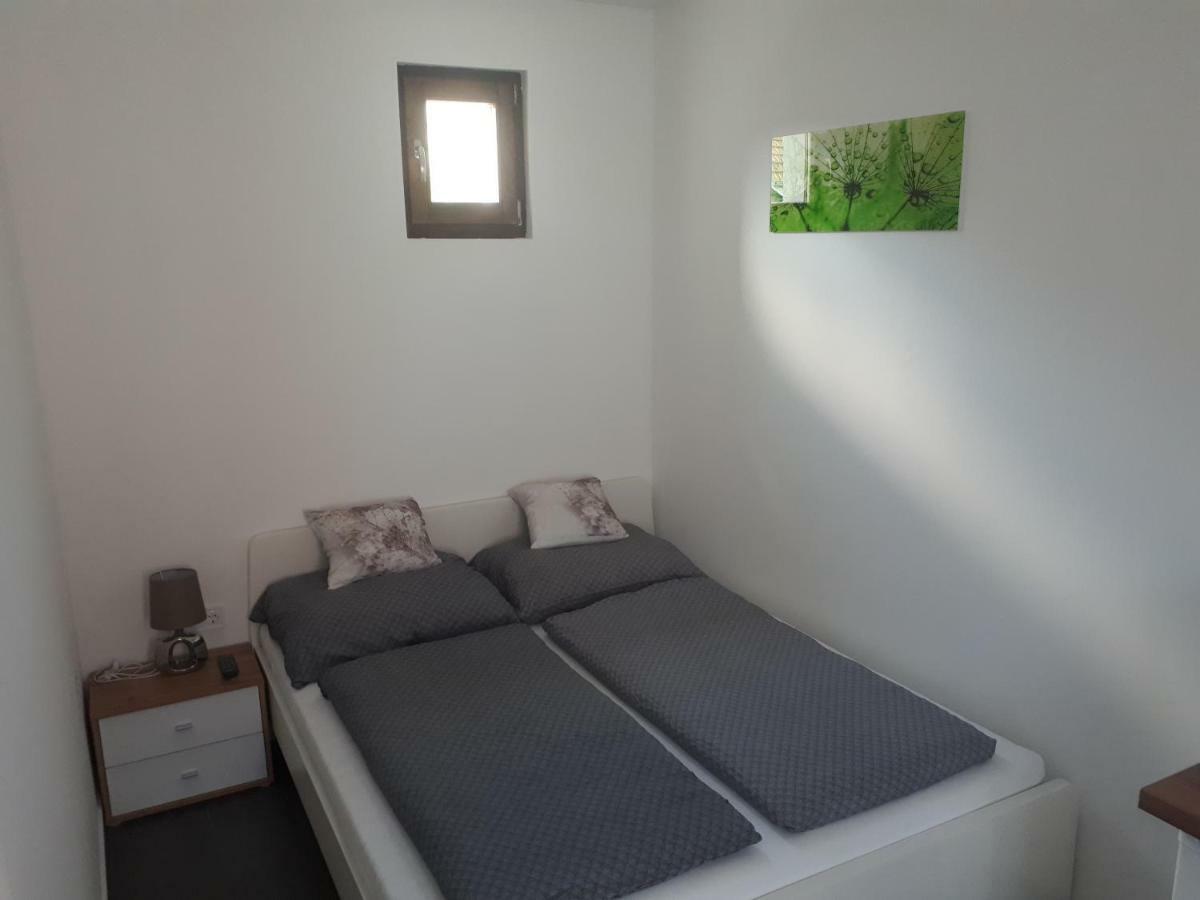 Eden Apartman Hajduszoboszlo Exterior photo