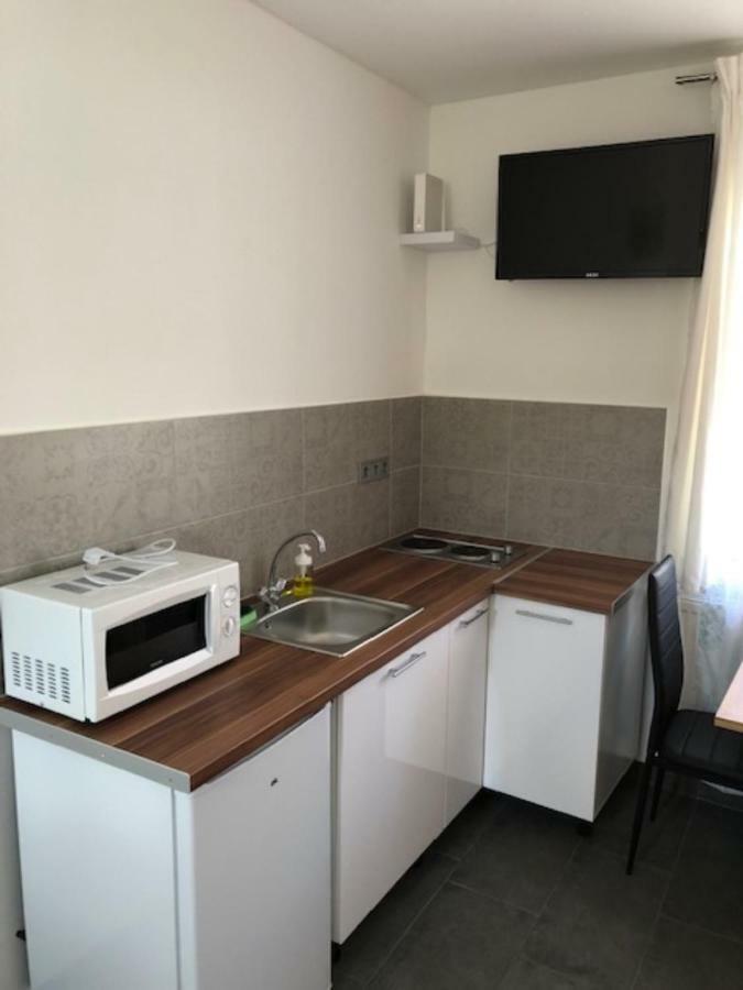 Eden Apartman Hajduszoboszlo Exterior photo